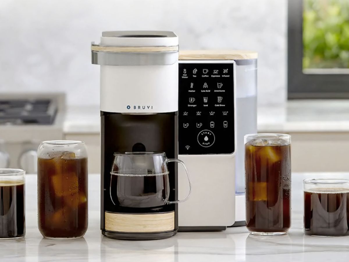 This cold brew coffee maker is the best one to buy