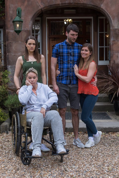 Hollyoaks' Damon Kinsella to call off wedding to Maxine Minniver