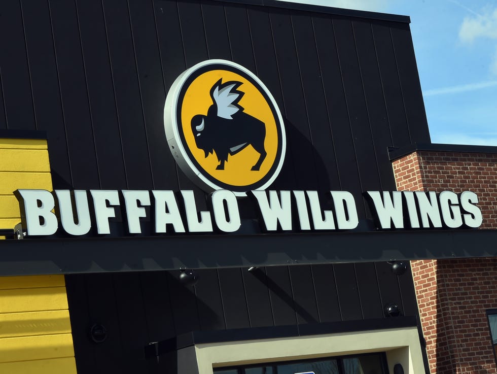 A Buffalo Wild Wings Employee Died After Apparent Chemical Exposure