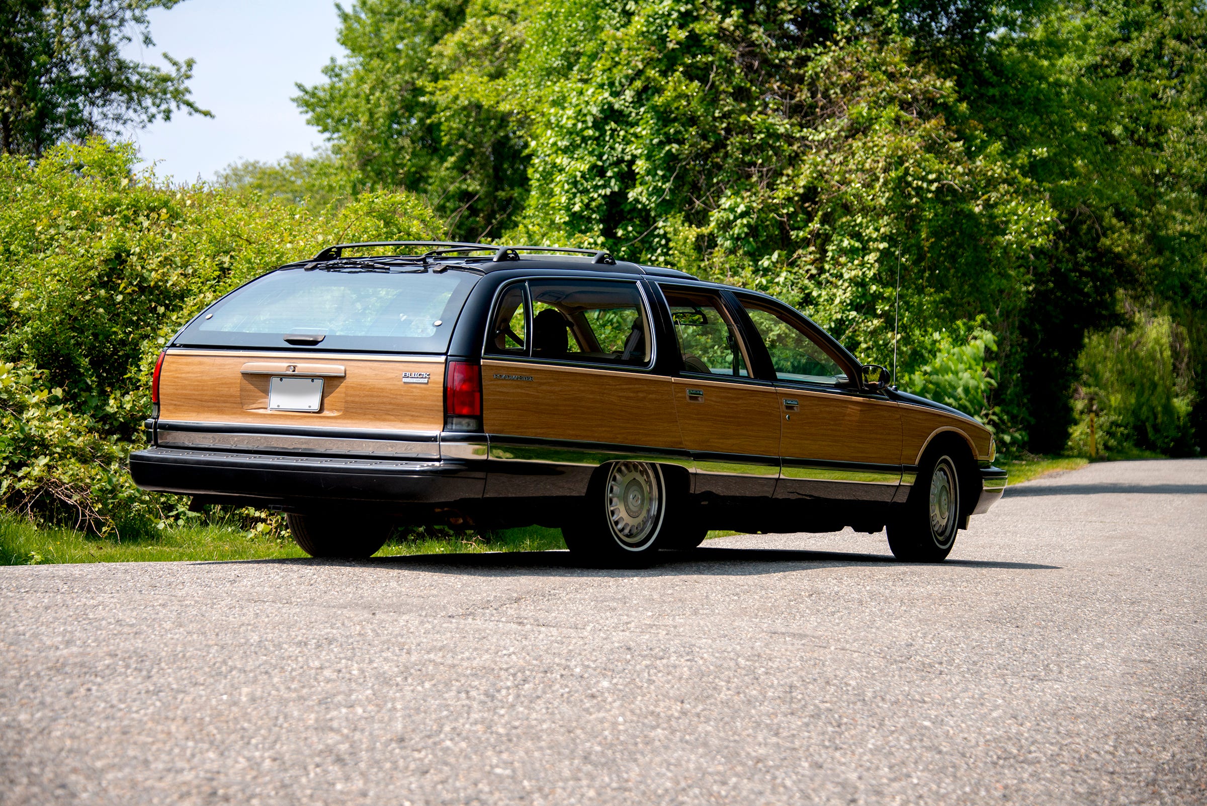 Street-Spotted: Buick Roadmaster