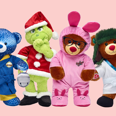 Build-A-Bear Has Stuffed Animal Versions of Your Favorite Christmas Movies