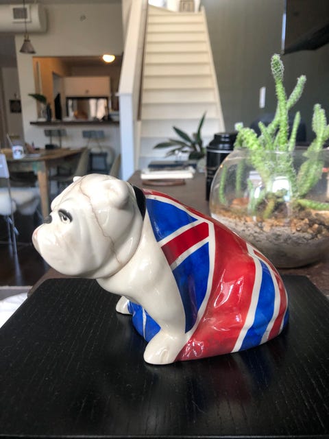bond bulldog figurine