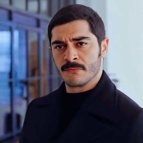 burak deniz nueva serie italia