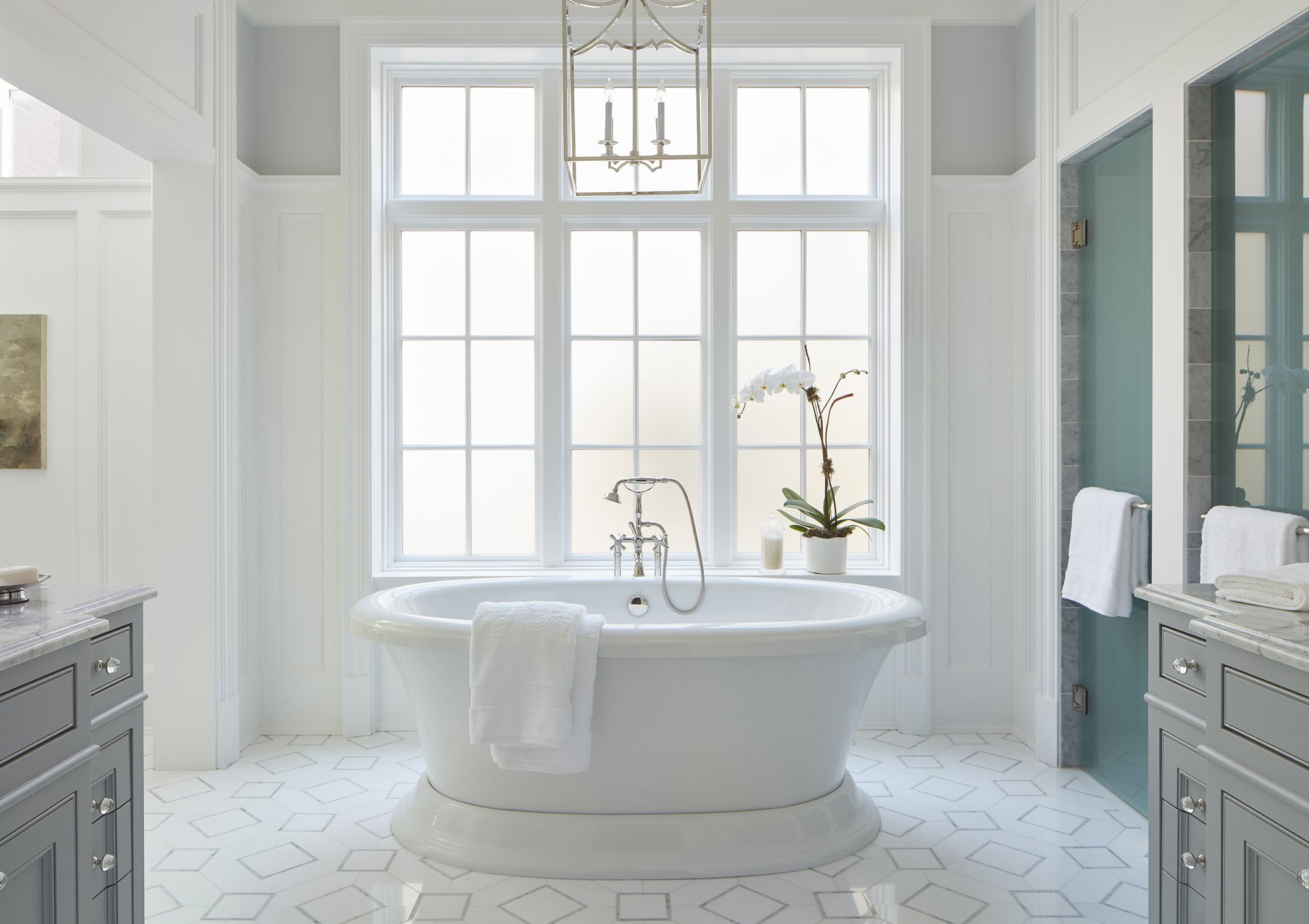 30 Perfect Bathrooms With Luxurious Curved Tubs Round Bathtub Ideas