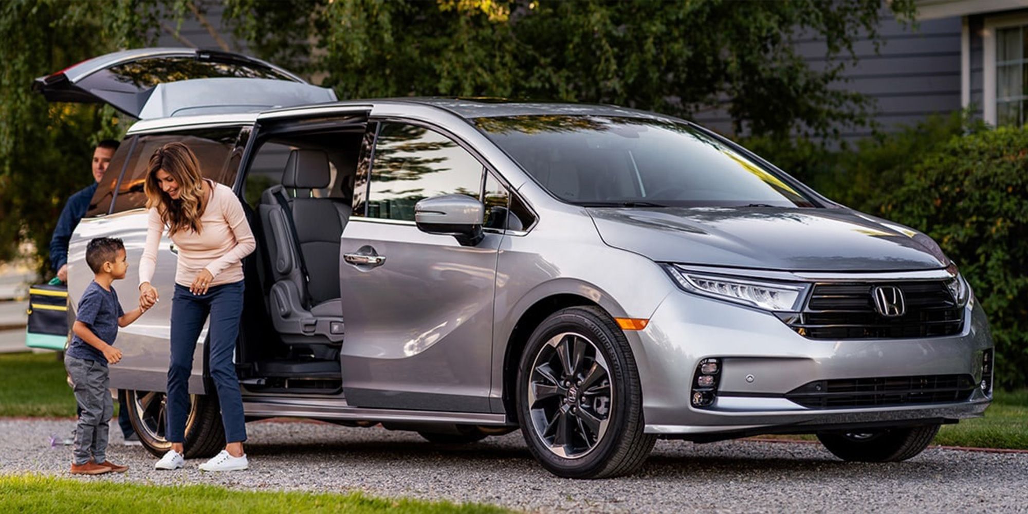 Buying a Minivan? We Drove Them All and Picked the Best