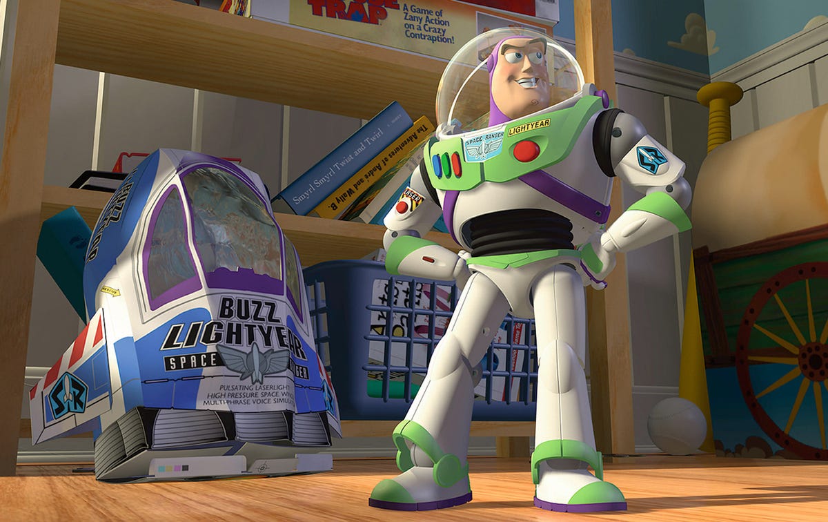 Toy Story': revelan los bocetos originales de Buzz Lightyear y era muy  diferente