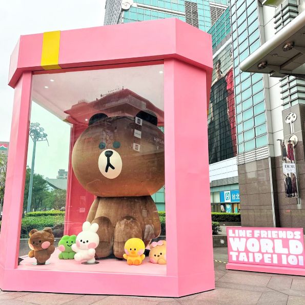 台北101 x kafed打造夢幻打卡景點！line friends熊大、兔兔限定咖啡與甜點必吃