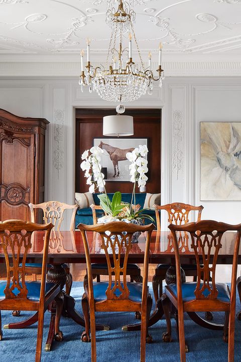 How To Decorate With Vintage Furniture, Mixing Antique Dining Table With Modern Chairs