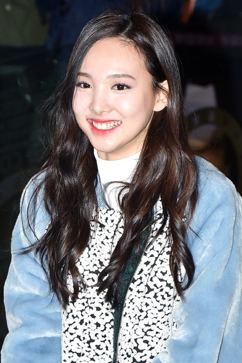 K Pop 果汁顔 代表 Twice トゥワイス ナヨンのヘア メイク遍歴 K Pop 果汁顔 代表 Twice トゥワイス ナヨンのヘア メイク遍歴