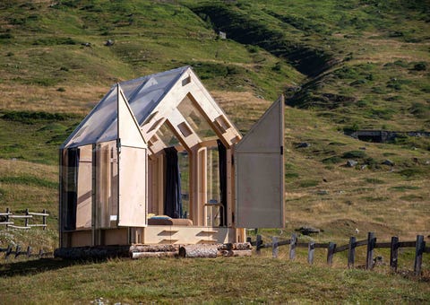 una cabaña eco sostenible en italia