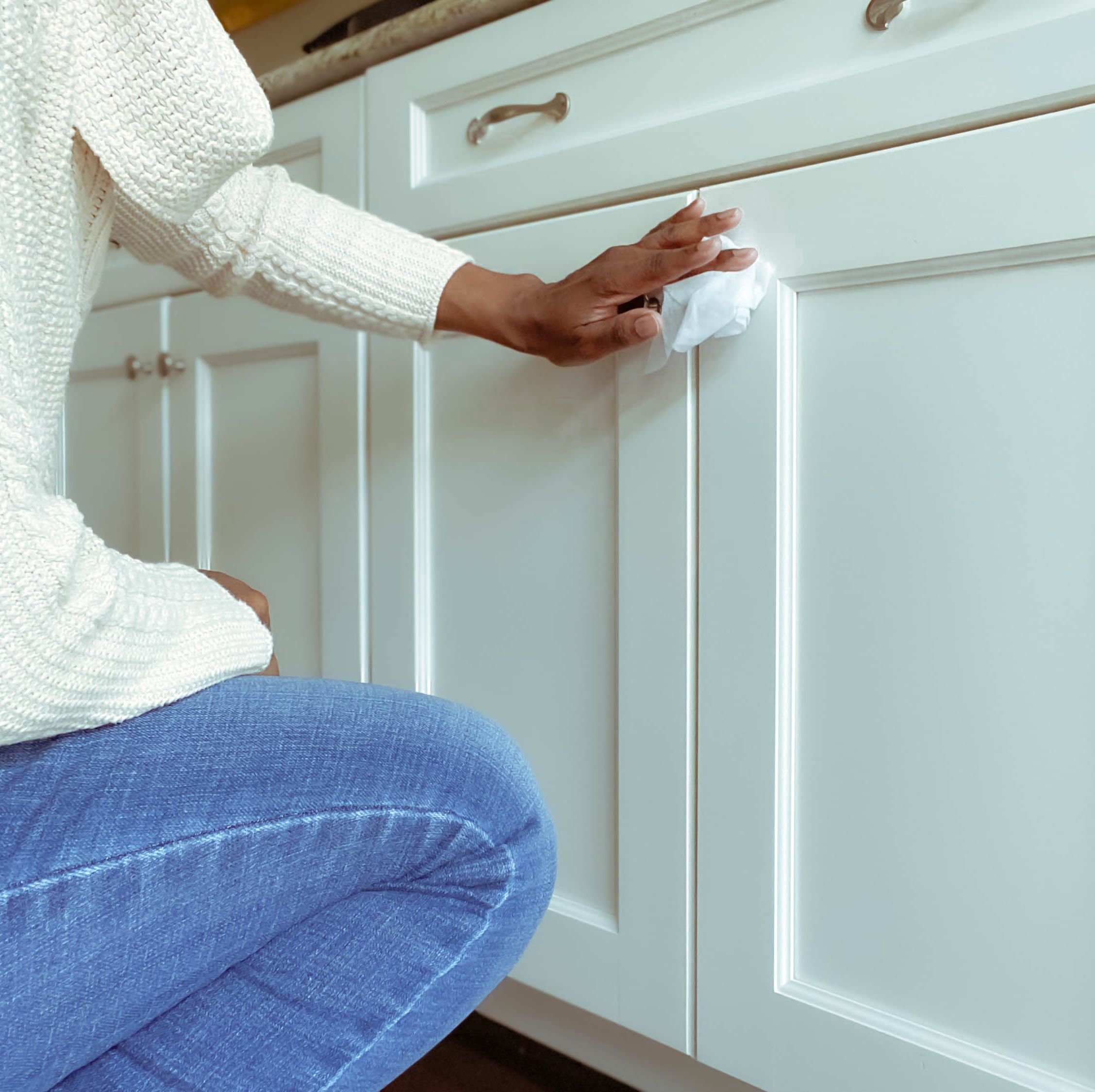 Here's How to Clean Kitchen Cabinets Until They Shine