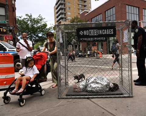 Pop Up Installations Depicting Crying Children In Cages Appear New York City, Aiming To Highlight US Mexico Border Crisis