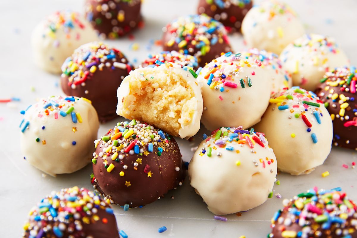 Best Cake Balls Recipe How To Make Cake Balls