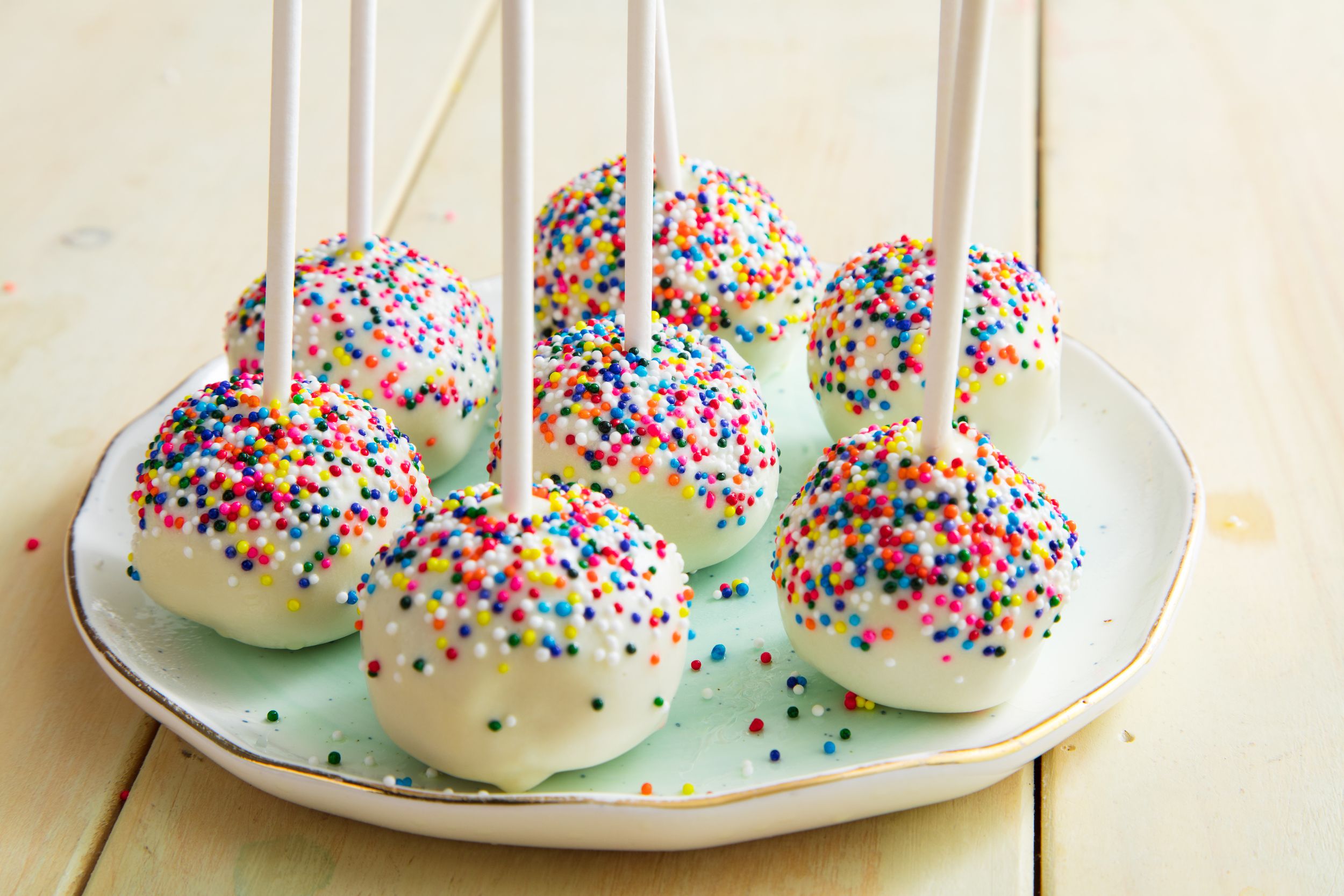 Cake Pop Recipe Using Cake Pop Mold : Easy Ways To Make Cake Pops ...