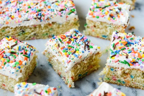 confetti snack cake with sprinkles