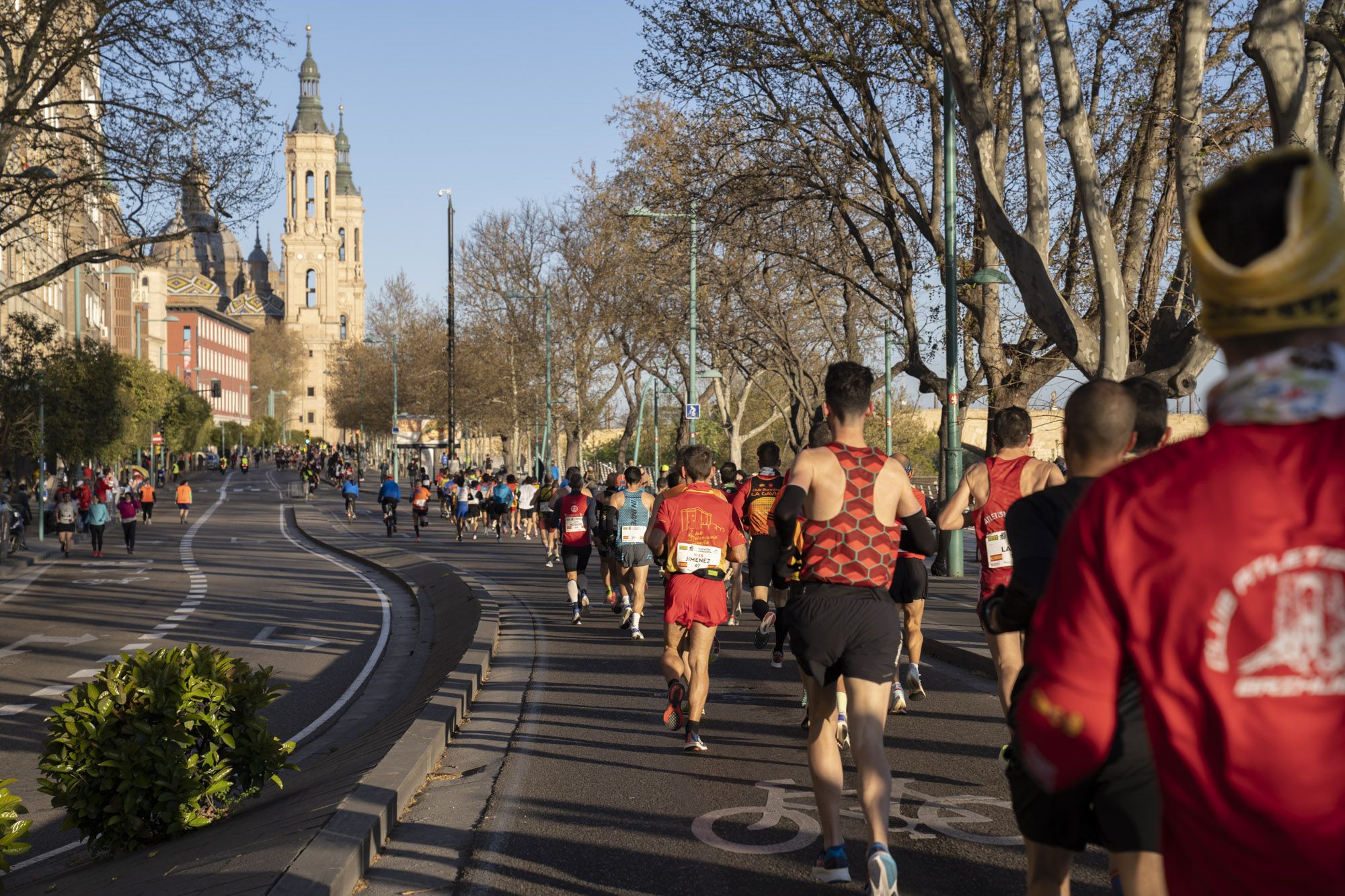 Crítica imagen Pensar Calendario de los maratones más importantes de España en 2023