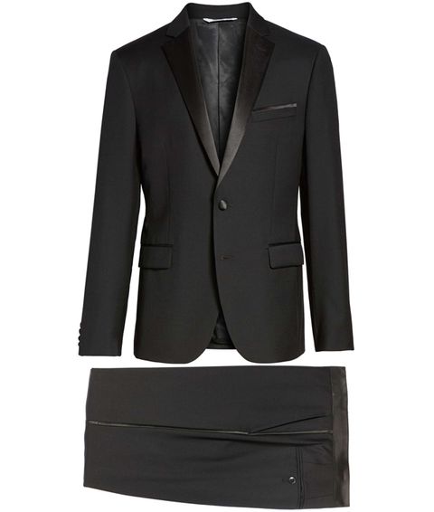 Suit, Clothing, Outerwear, Formal wear, Black, Blazer, Tuxedo, Jacket, Brown, Sleeve, 