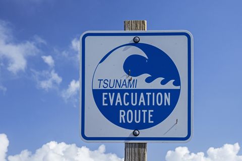 USA, California, Sonoma County, Bodega Bay, tsunami evacuation panel