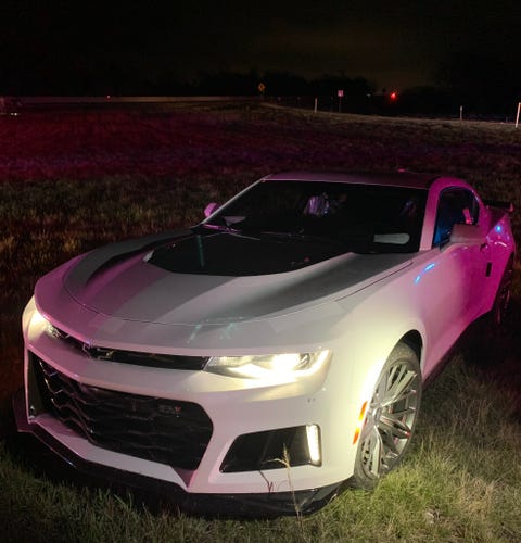 accident de la chevy camaro zl1 coupé