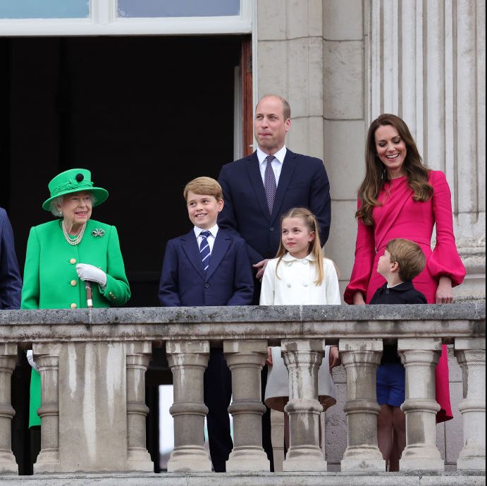 Princess Charlotte Adorably Corrected Prince George on the Palace Balcony