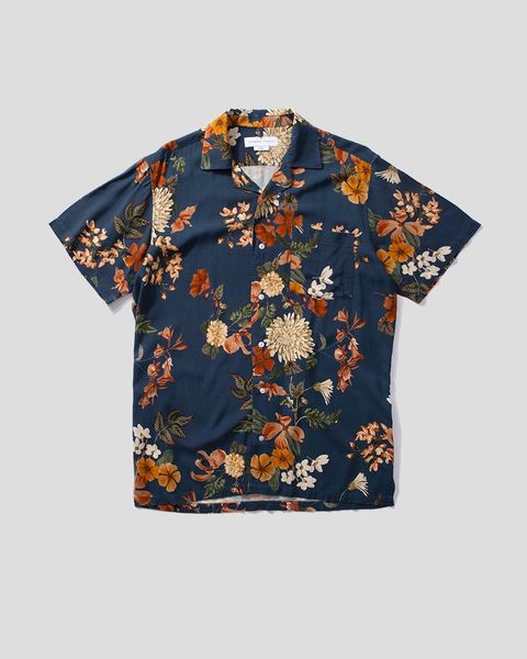 salami Mendigar Influyente Camisa de flores para hombre: manual de uso para el verano