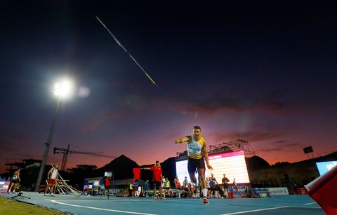 el lanzador navarro nico quijera hace un lanzamiento de jabalina durante el campeonato de españa de atletismo 2019 celebrado en la nucía alicante