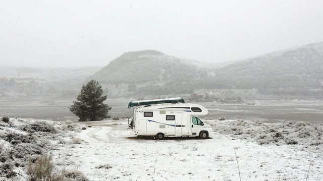 camping in winter