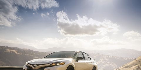 Toyota Camry 2020 Interior Features