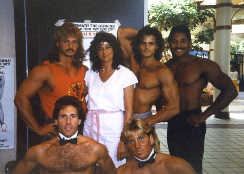 candace mayeron with chippendale men on tour