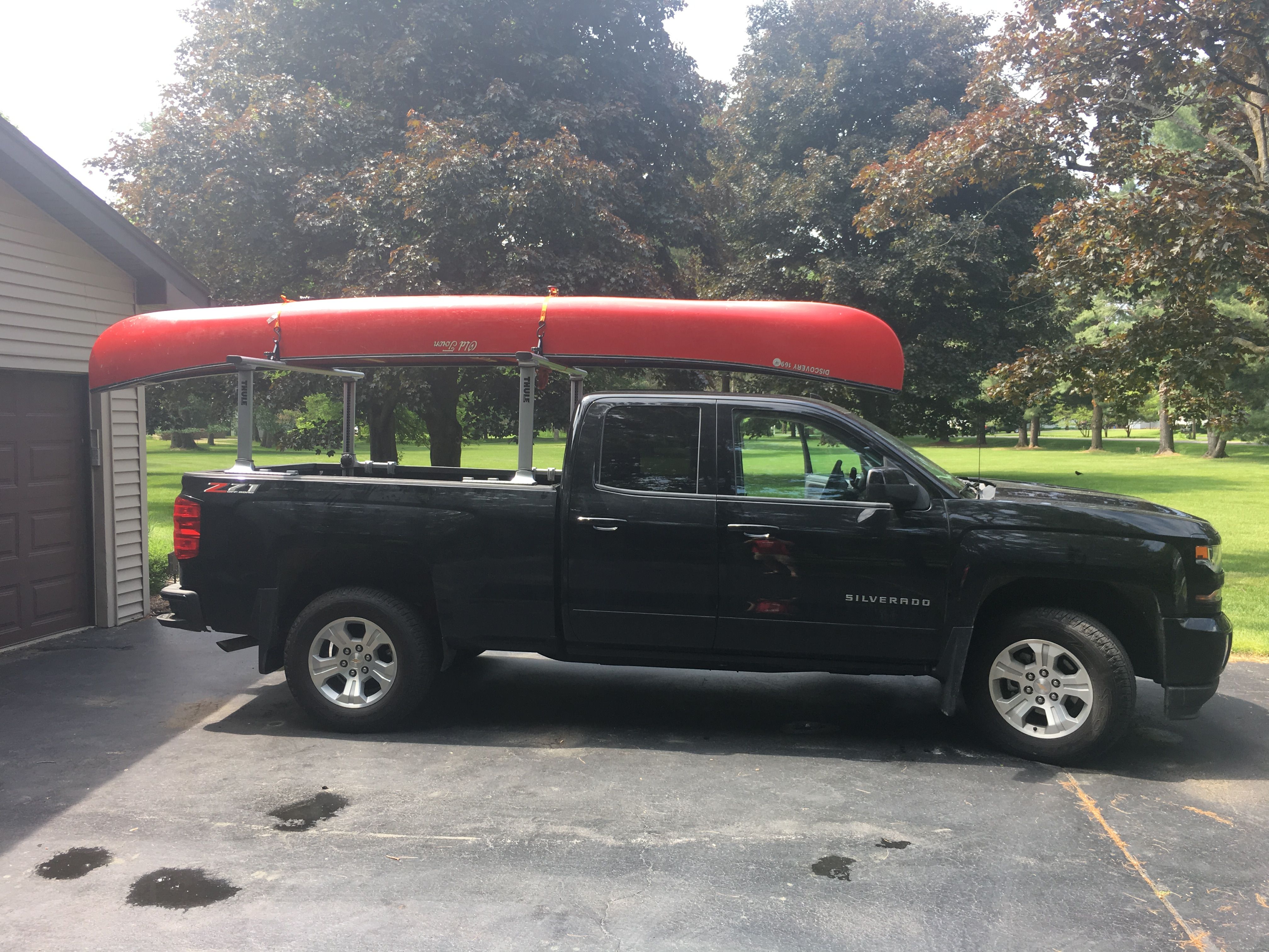 thule canoe rack for truck