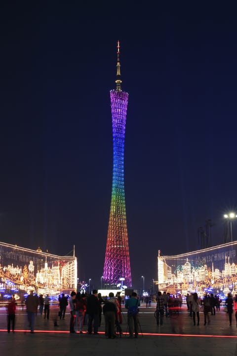 Los edificios que crean verdaderos espectáculos por la noche