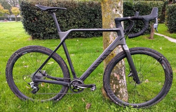 canyon inflite cf slx 9.0 pro race