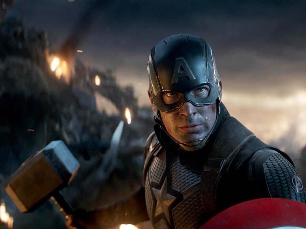 Avengers' Chris Evans had best reaction to lifting Thor's hammer