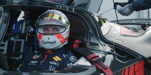 Max Verstappen en el Aston Martin Valkyrie