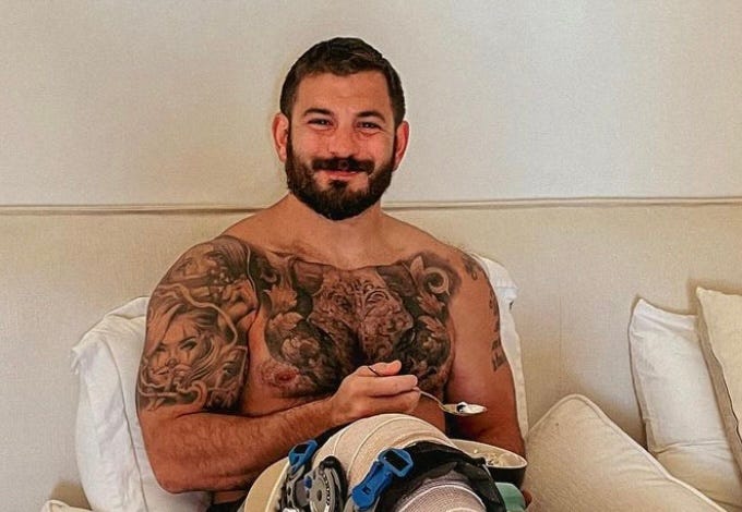 Instagram post reveals serious injury and knee operation of Mat Fraser.