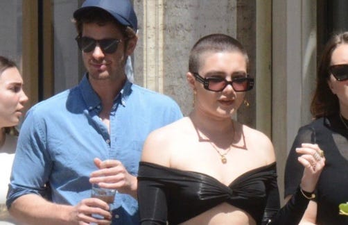 Florence Pugh changes her hairstyle: she shaves her head and her photos go viral