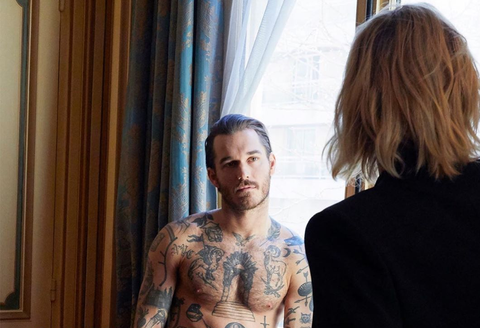 Hair, Tattoo, Human, Shoulder, Blond, Room, Vacation, Photography, Conversation, 