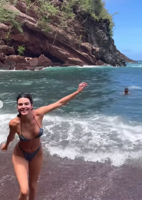 kendall jenner and devin booker in hawaii