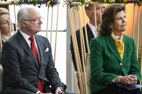 king carl gustaf and queen silvia at the photo exhibition the king was here at spira culture center