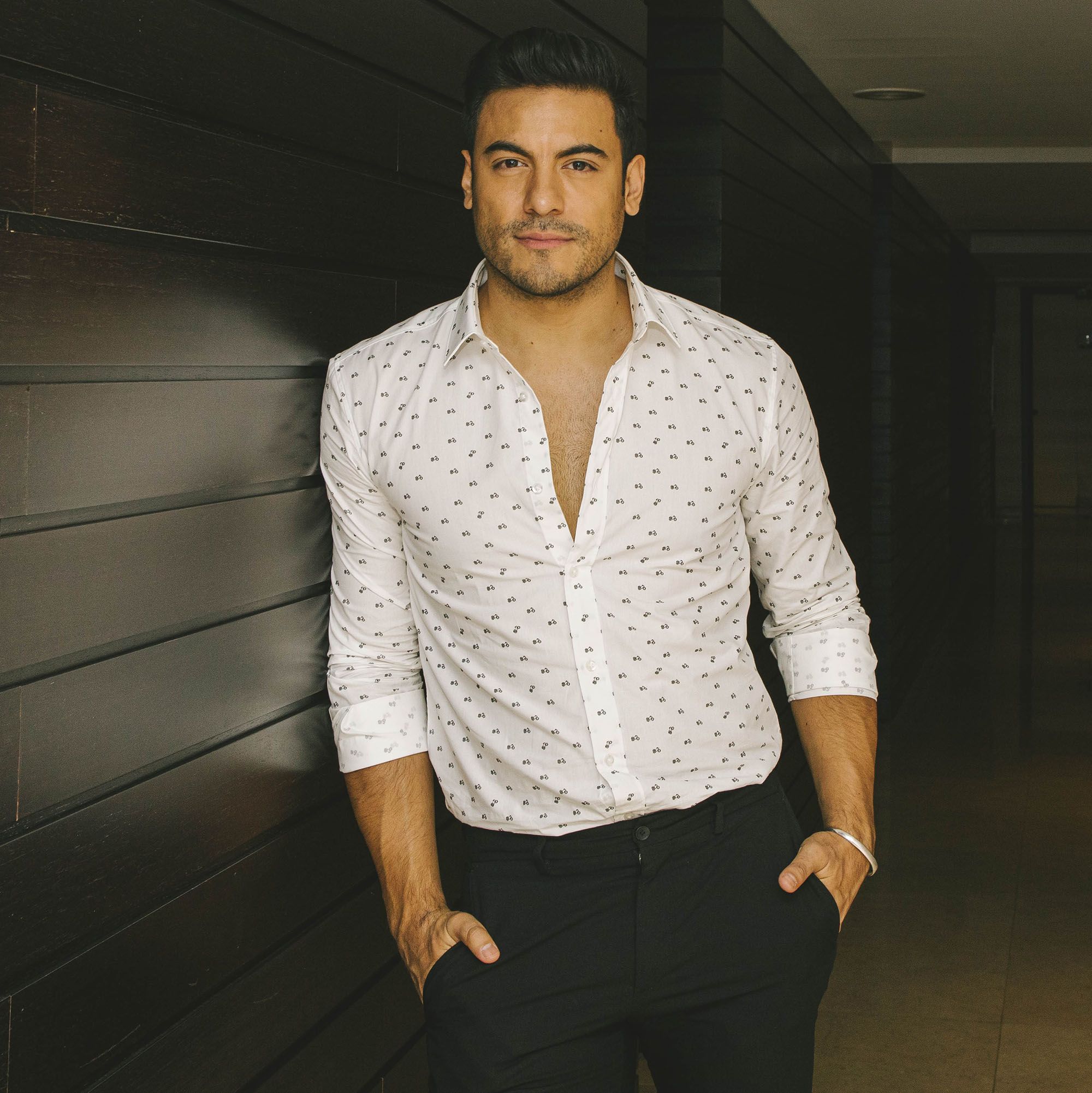 El cantante Carlos Rivera repasa su carrera y su vida