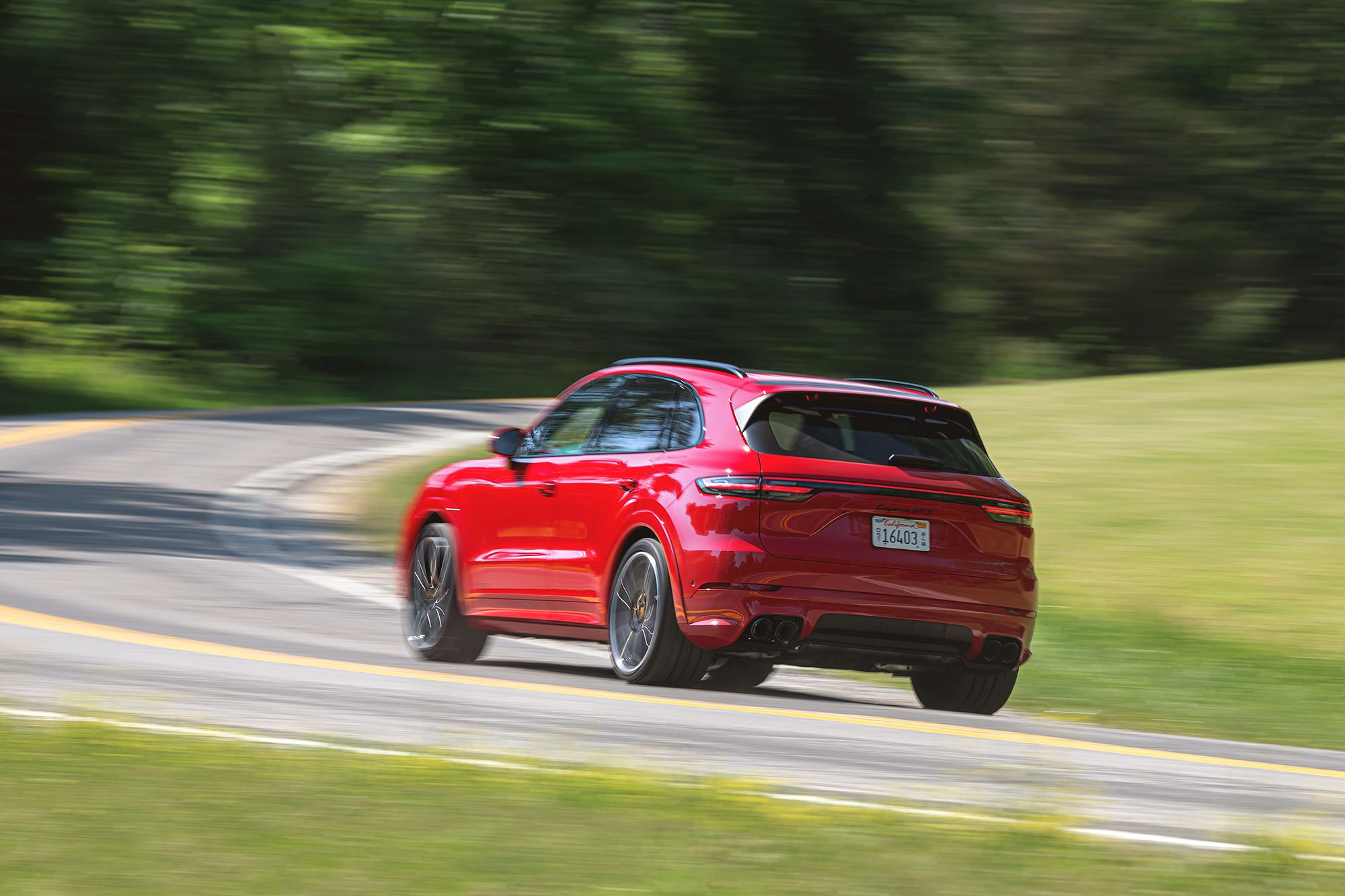 The 21 Porsche Cayenne Gts Is A Discount Turbo