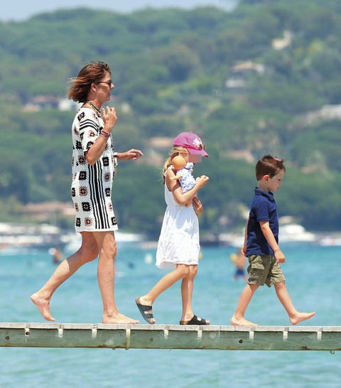 Carolina De Monaco Verano Azul En Saint Tropez Carolina De Monaco Reune A Su Familia Para El Cumpleanos De Su Hija Alexandra