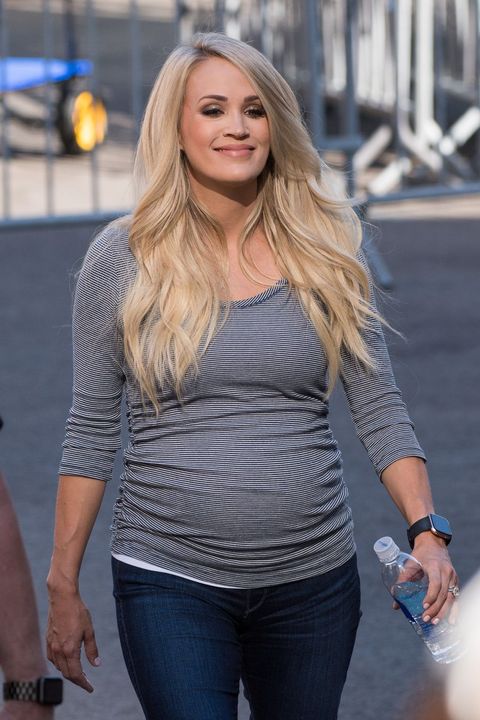 carrie underwood clothing pregnant