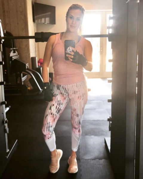 carrie underwood workout shoes
