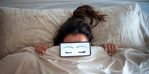 寝ている時にビクッとして 目が覚めるのはなぜ 寝ている時にビクッとして 目が覚めるのはなぜ