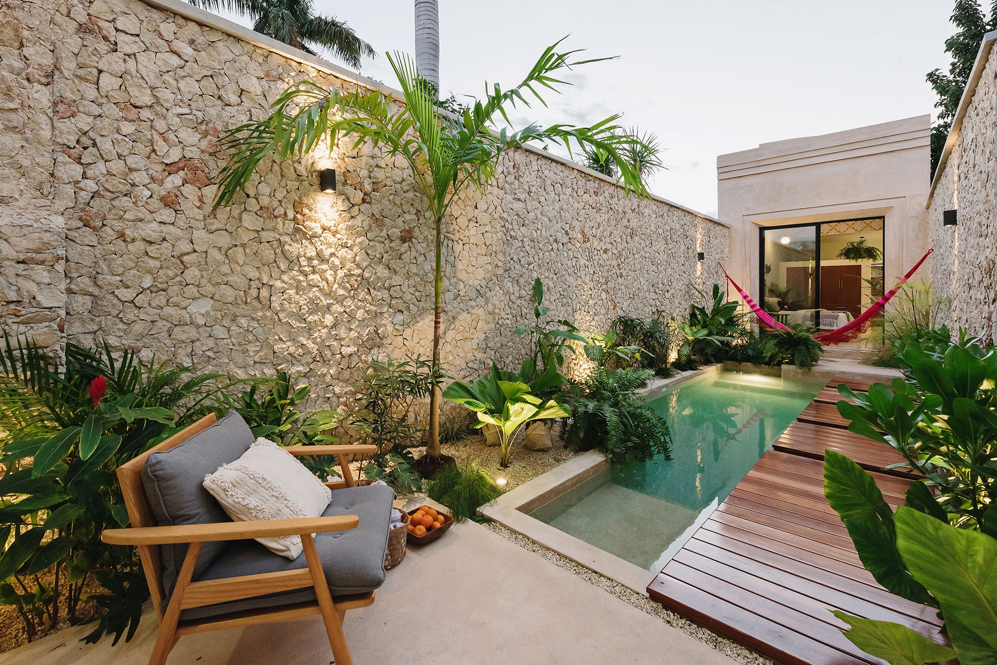 Esta casa con patio es el refugio perfecto - Casas