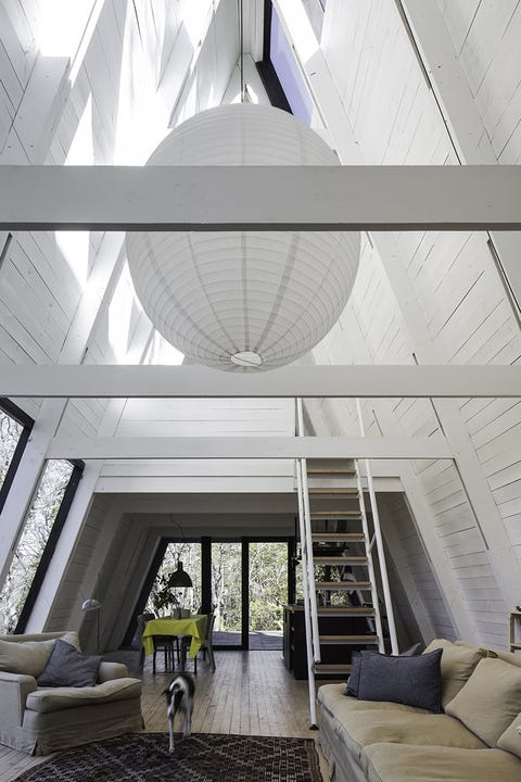 casa de montaña en chile con distribución abierta para el salón, comedor y cocina