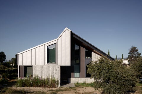 casa en la sierra de madrid de arquitectura sostenible