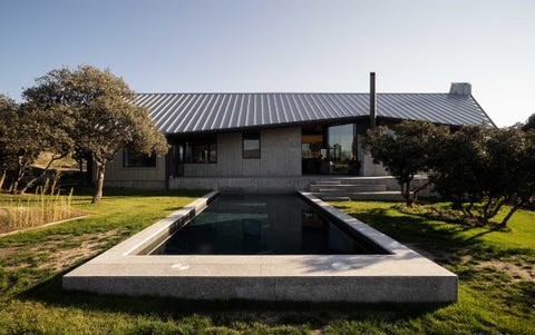 casa en la sierra de madrid de arquitectura sostenible