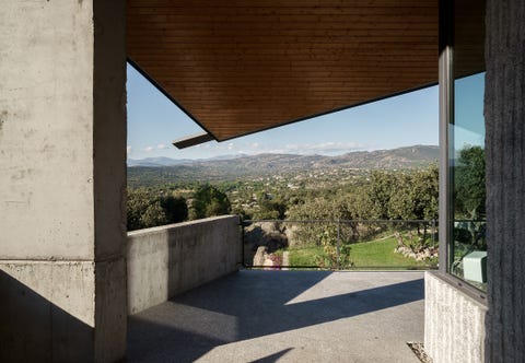 casa en la sierra de madrid de arquitectura sostenible